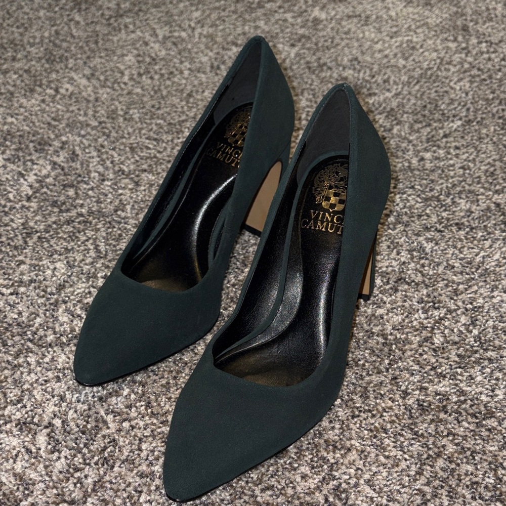 Vince Camuto Women's Forest Green Heels. NEVER WORN!
